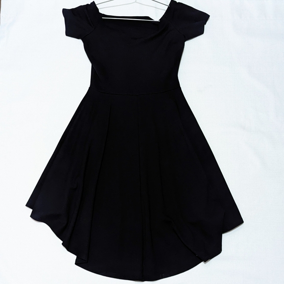 Sarin Matthews | Off the shoulder | High Low | Skater Dress - Picture 2 of 7